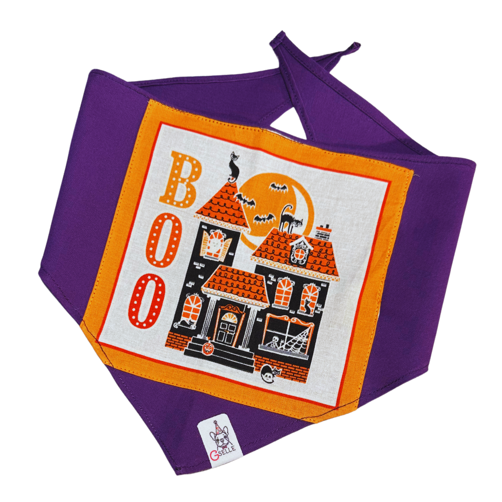 These handmade Halloween pet bandanas are the pawfect accessory for your furry friend this spooky season. 🐾✨ Carefully crafted with love and detail, each bandana adds a fun and festive touch that will make your pup the star of Halloween. 🎃👻
