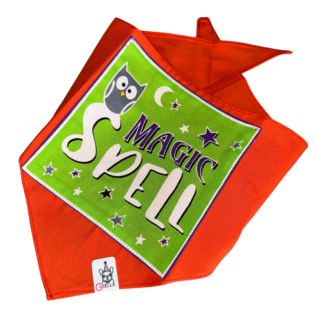 These handmade Halloween pet bandanas are the pawfect accessory for your furry friend this spooky season. 🐾✨ Carefully crafted with love and detail, each bandana adds a fun and festive touch that will make your pup the star of Halloween. 🎃👻
