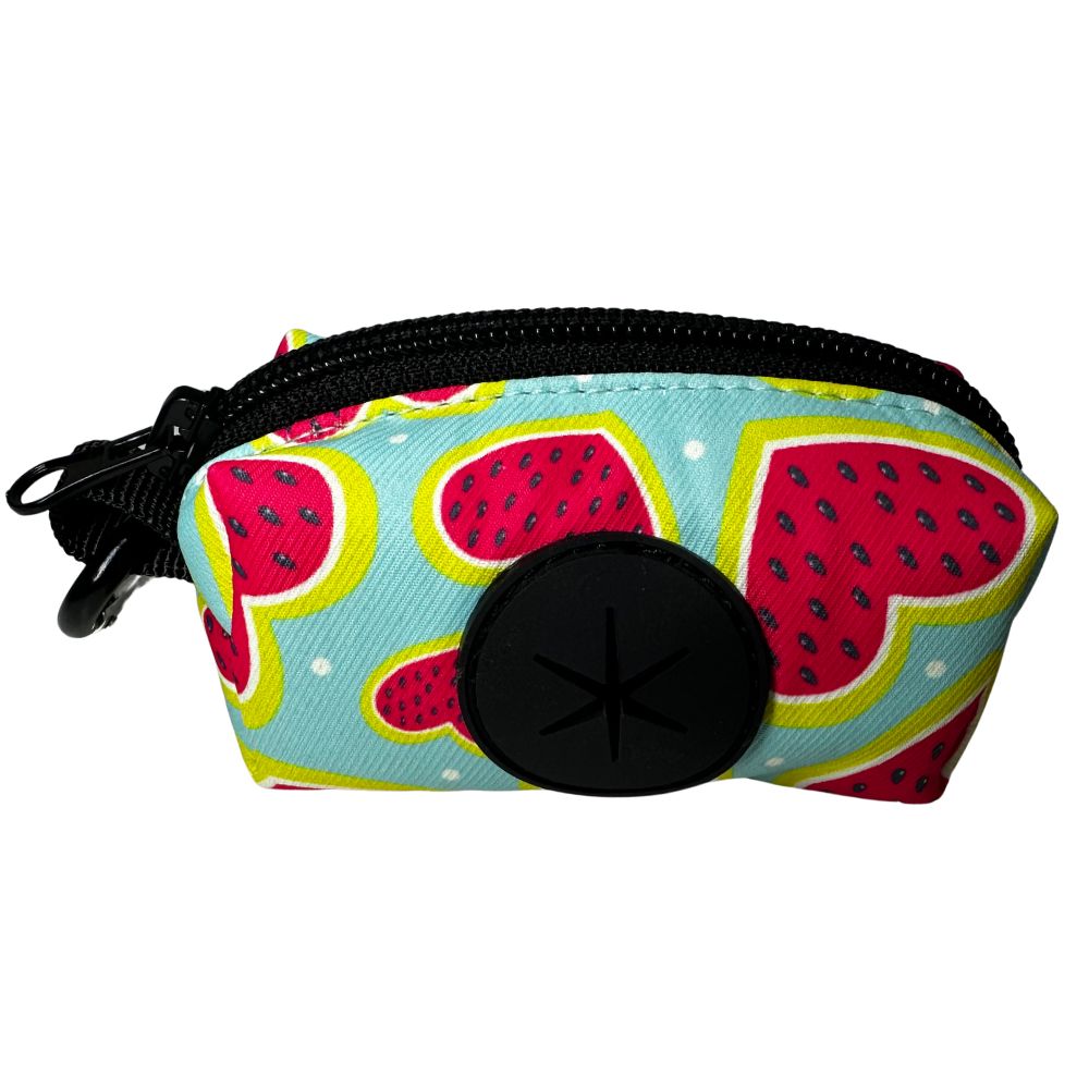Poop Bag Holder – Clip-On Pouch for Leash, Treats & More Keep walks with your dog clean, organized, and stylish with our Poop Bag Holder. 